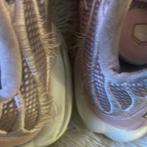 Nike Air Max Women’s 9 Pink Sneakers - Picture 6 of 10